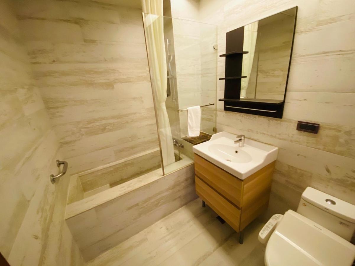 Dlinn Hotel Taichung Extérieur photo