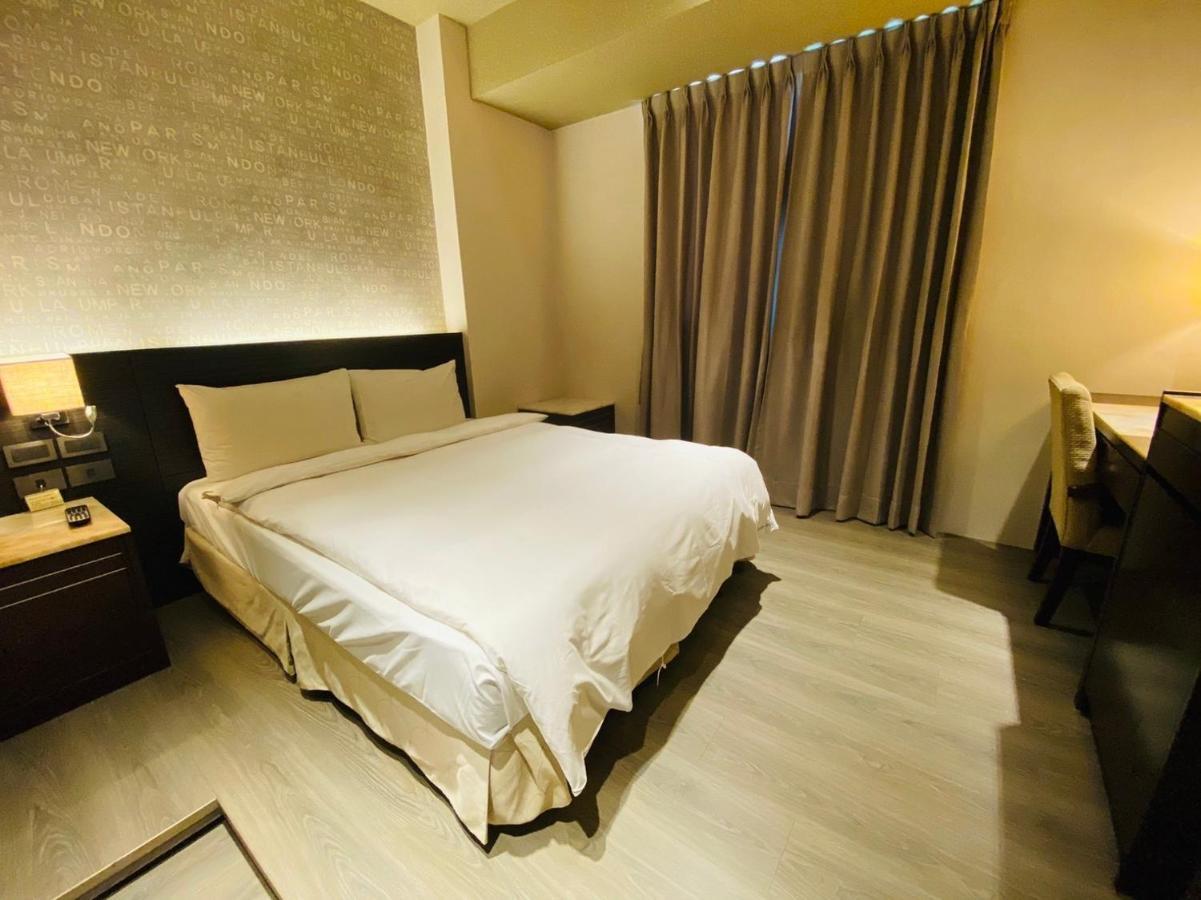 Dlinn Hotel Taichung Extérieur photo
