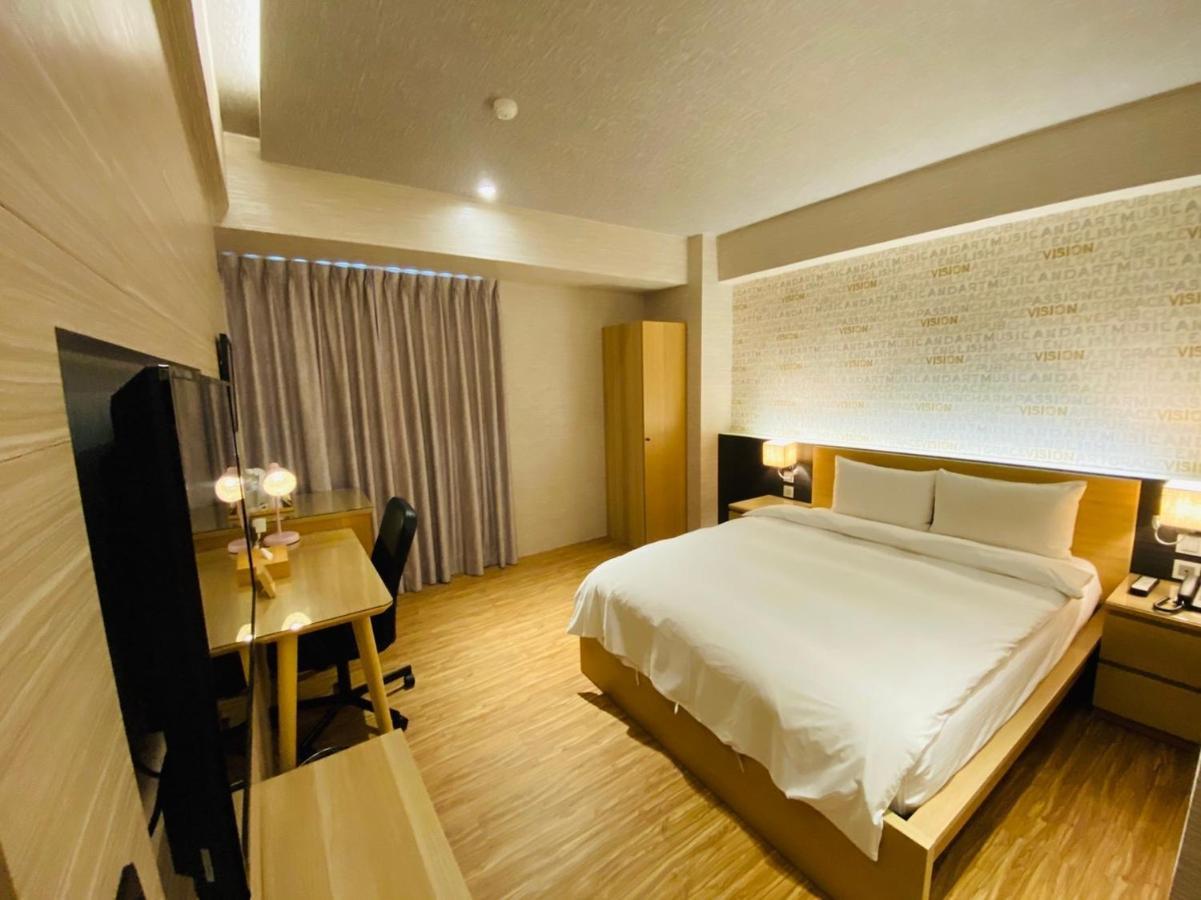Dlinn Hotel Taichung Extérieur photo