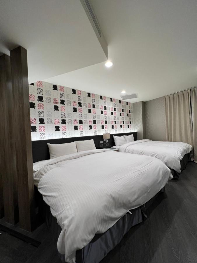 Dlinn Hotel Taichung Extérieur photo