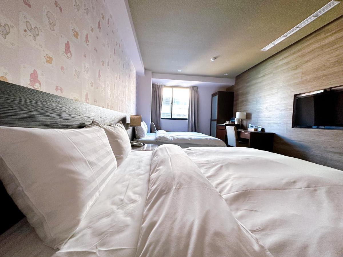 Dlinn Hotel Taichung Extérieur photo