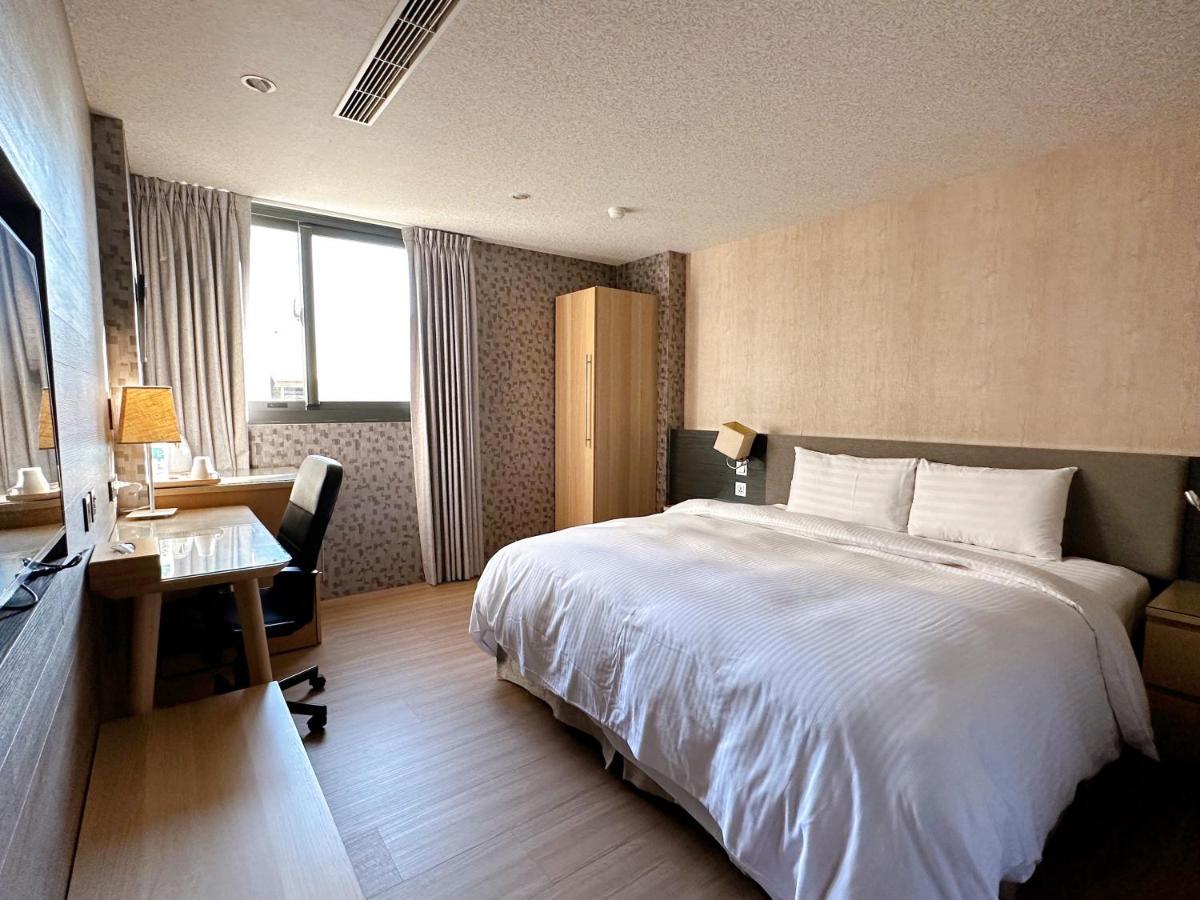 Dlinn Hotel Taichung Extérieur photo